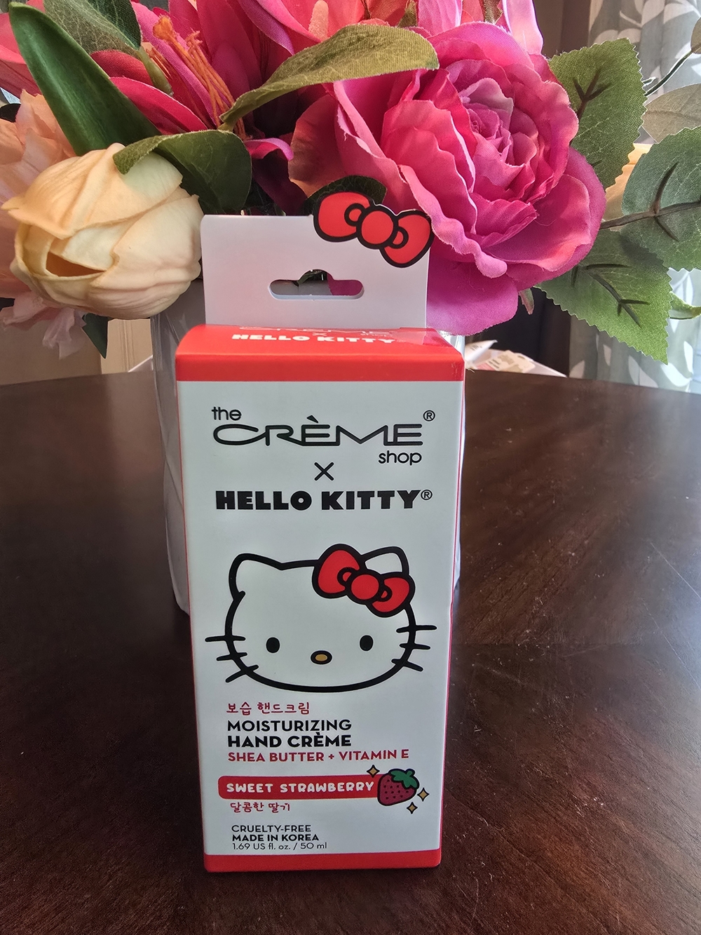 The Crème Shop x Hello Kitty Sweet Strawberry Moisturizing Hand Crème - Pink/Red